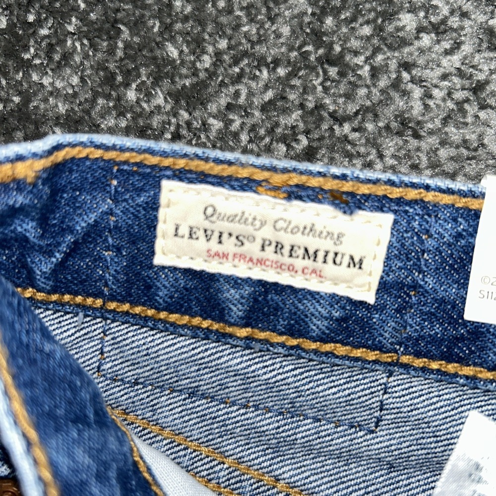 Levi's Women's Premium 501 Jeans Original Cropped 31x26 Msrp 108.00 Levis Denim - Picture 8 of 14